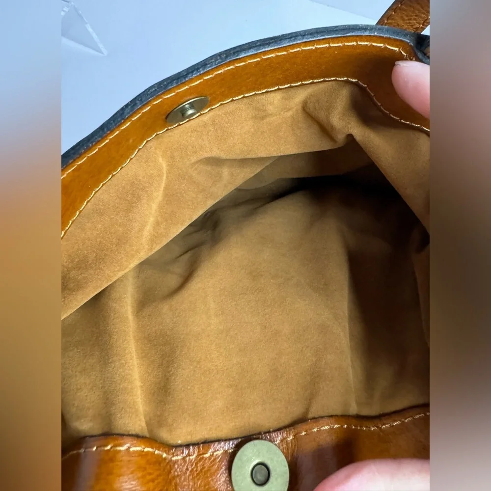 #151 Patricia Nash Florence Poppy Tooled Floral Leather Shoulder Tote Bag - Picture 8 of 16